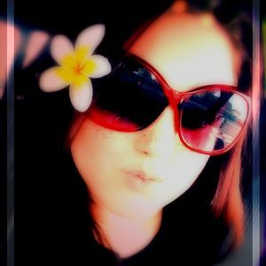 Meet your Posher, Becky